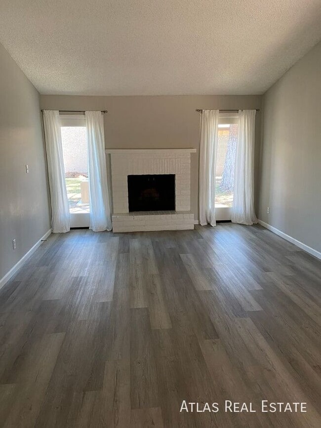 Photo - 4546 W Continental Dr