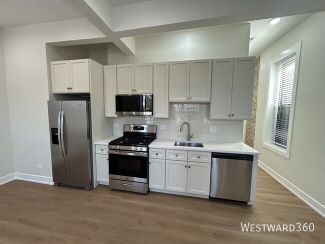 Building Photo - 805 W Weed St Unit #3W