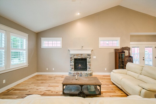 Photo - Beautiful Home In Hidden Springs