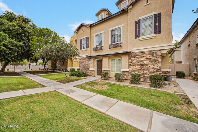 4161 E Jasper Dr