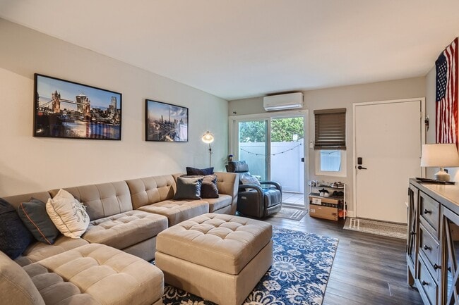 Building Photo - 7760 Margerum Ave Unit 123-B (SHARED) Rental