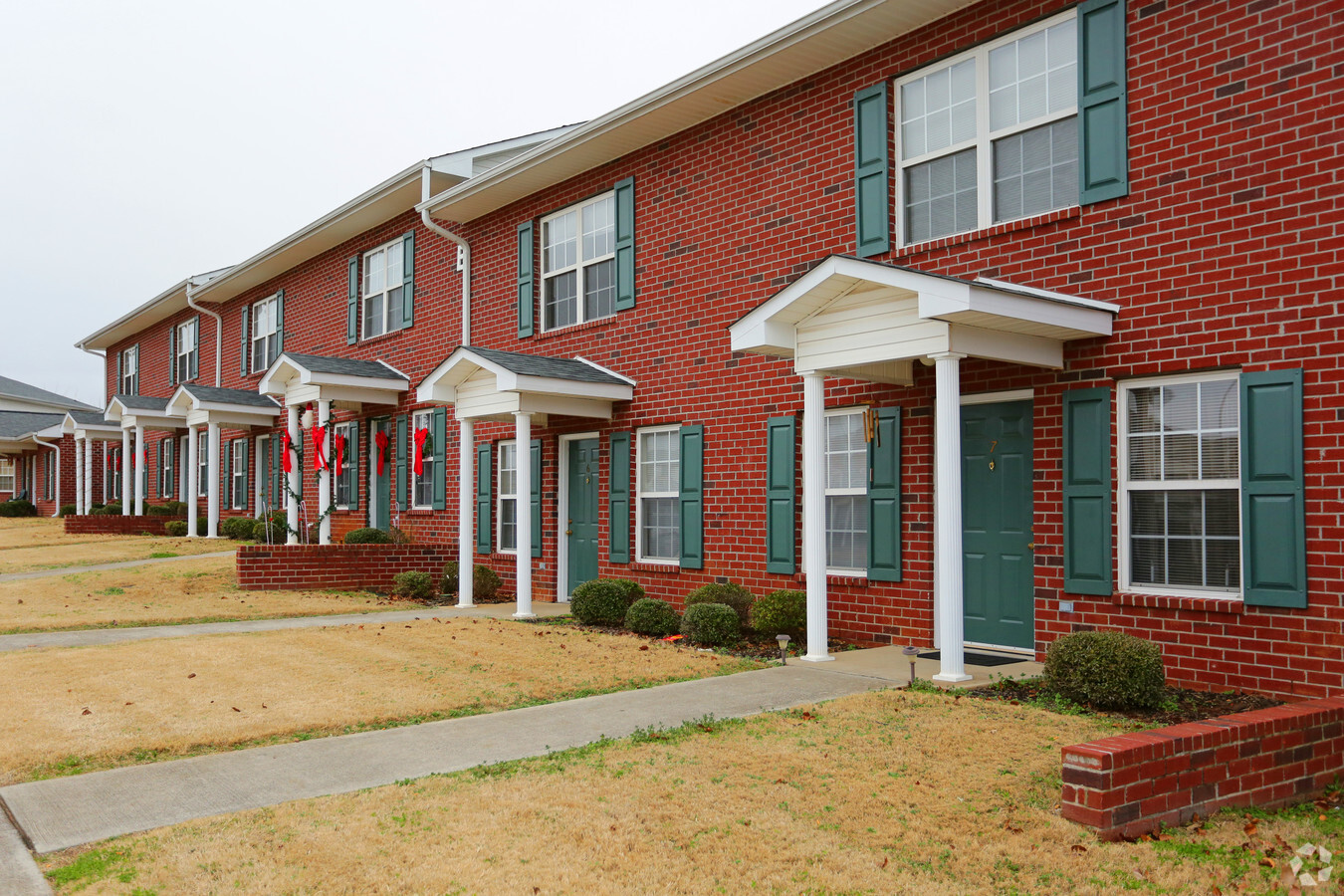 Photo - Stonehurst Apartments