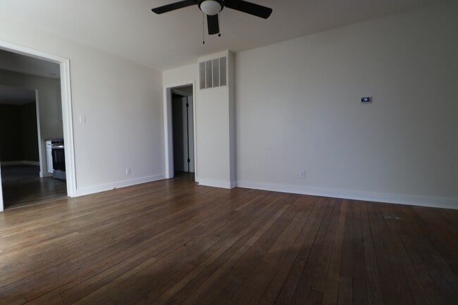 Photo - 511 W Pine St