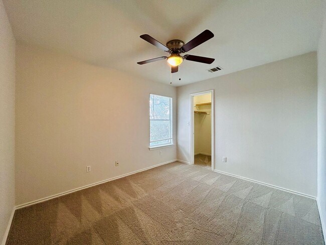 Building Photo - 12307 Abney Dr Unit A Rental