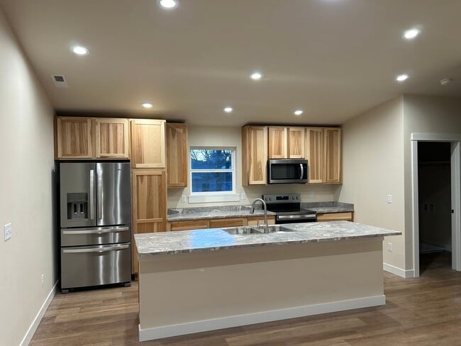 Photo - 2Br 2Full Baths and 2 walk in closets-privacy and space. Unit #B