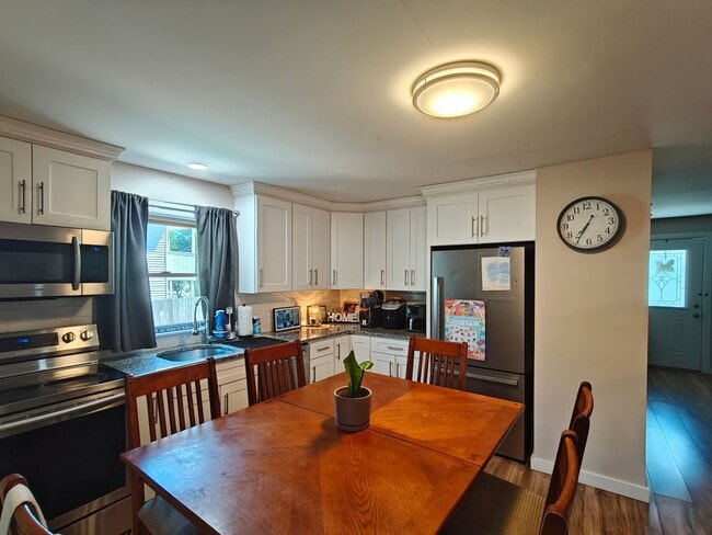 Photo - 296 Hillside Ave Unit 1st Floor