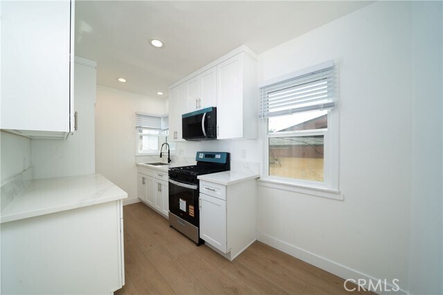 Photo - 1050 Cedar Ave