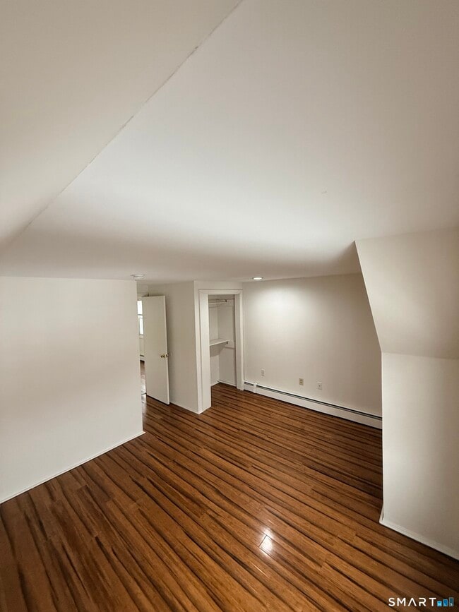 Photo - 341 Center St Unit 3