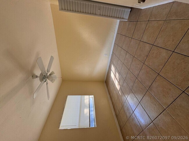 Photo - 825 NW 10th Terrace Unit 13