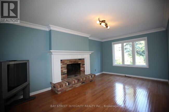 Photo - 1906 Stoneybrook Ct