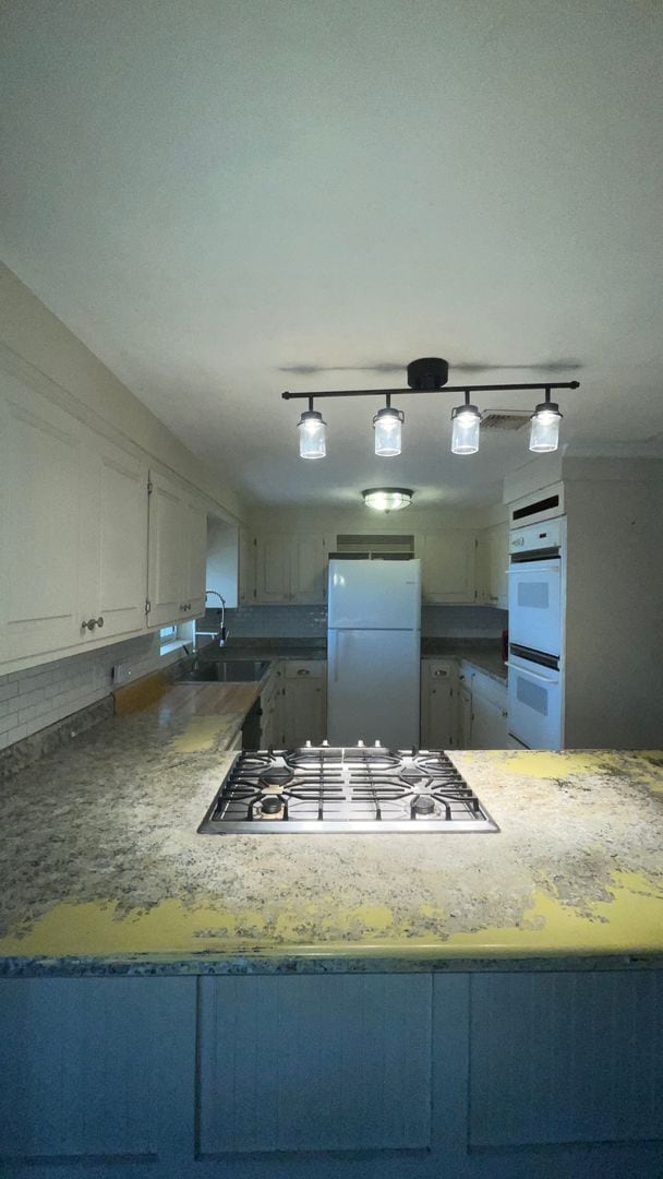 Photo - Charming and spacious 3-Bedroom 2 bath house.