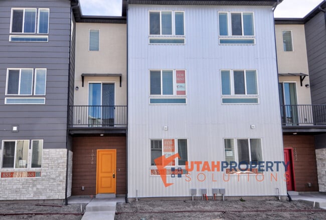 Building Photo - 1036 W 430 S Rental