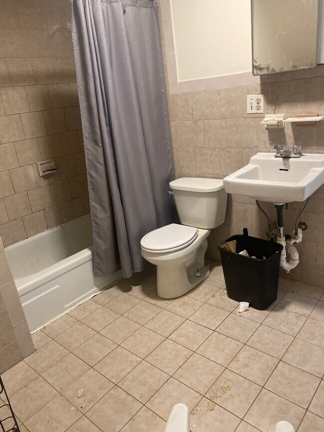 Photo - 167 College Ave