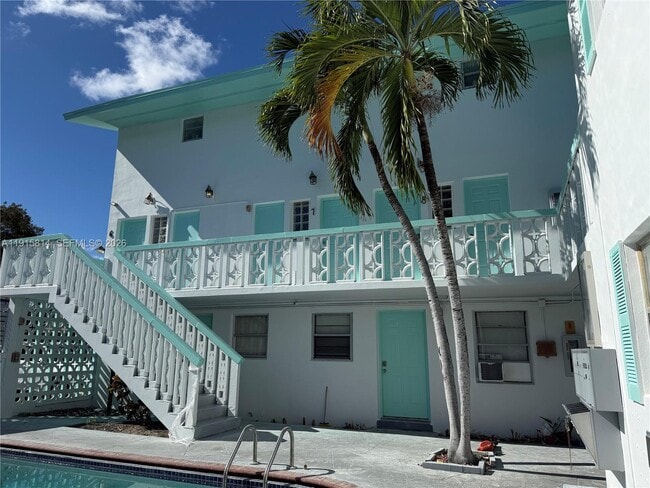 Photo - 421 NE 68th St Unit 15