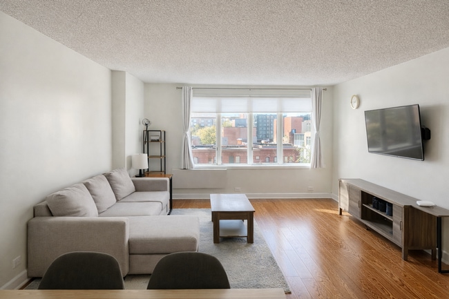 Photo - 801 S Plymouth Ct Unit 608