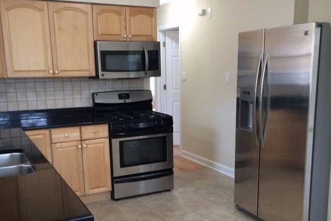 Photo - 18003 Greenview Terrace