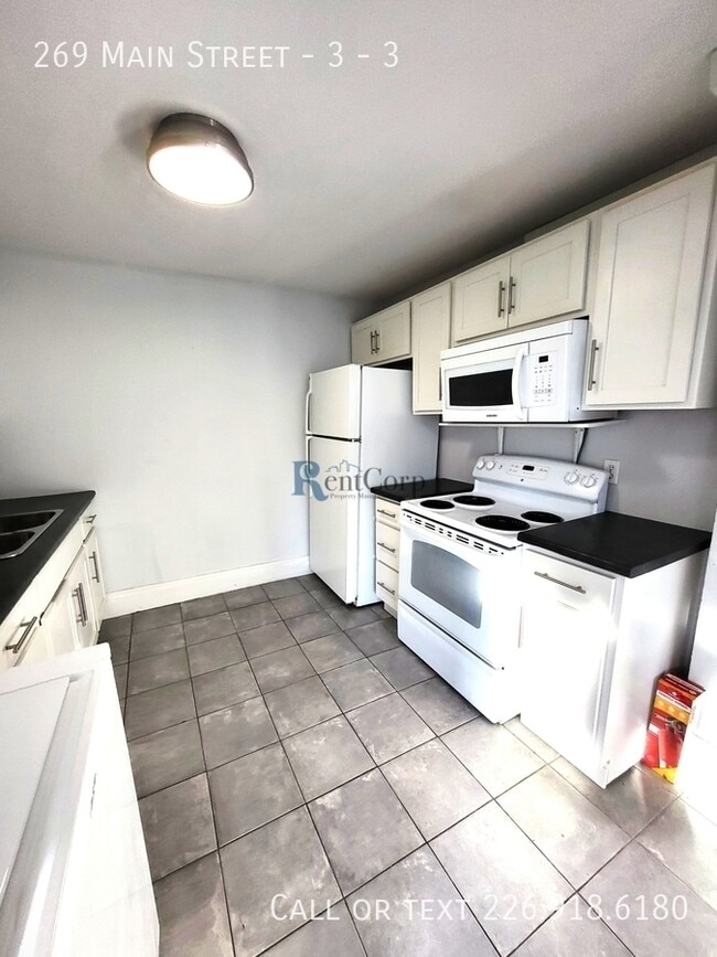 Photo - 269 Main St Unit 3