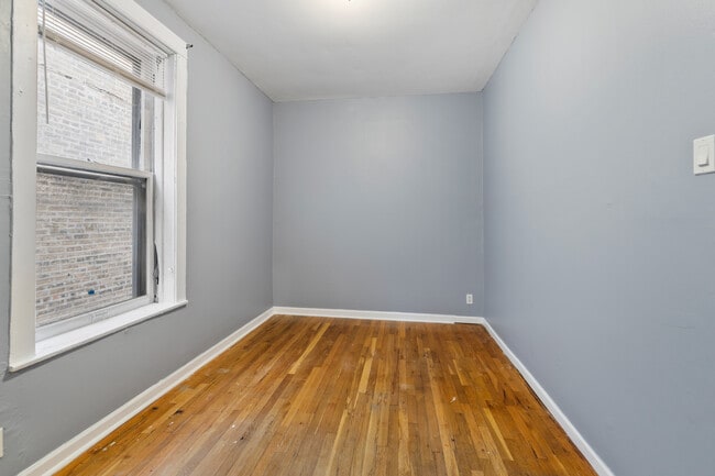 Photo - 4434 N Drake Ave Unidad 1