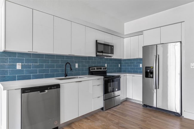 Photo - 16955 SW 100th Ave Unit 1