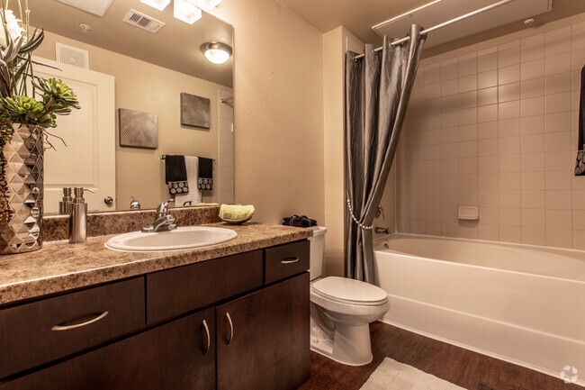1 Br, Bathroom