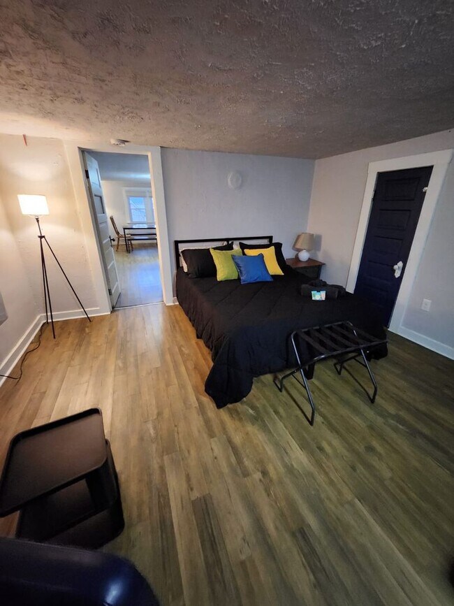 Photo - 1856 Lampson Rd Unit 3