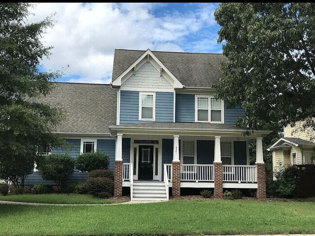Building Photo - Charming 2 Single Family Home. 4 bedroom 2...