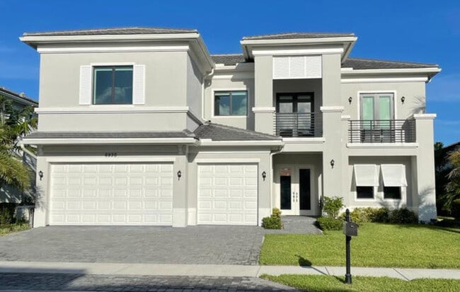 Building Photo - 6930 NW 27th Ave Rental