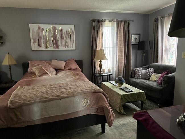 Photo - 20 Magnolia Hill