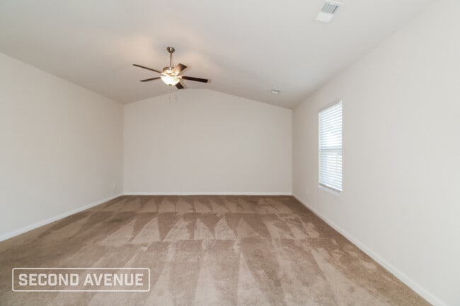 Photo - 411 Misty Knl Dr