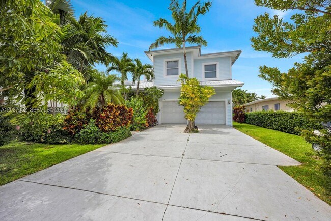 Photo - 1074 NE Little River Dr