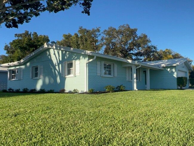 Photo - 11198 58th Ave