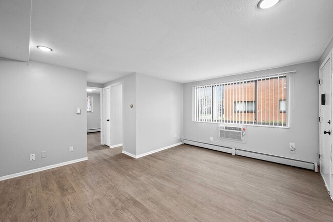 Arlen Terrace