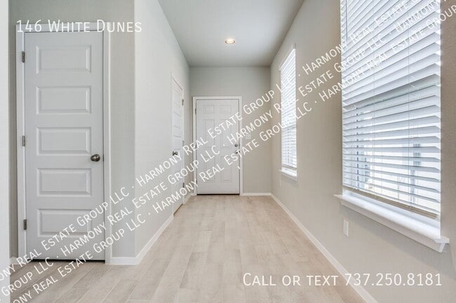 Photo - 146 White Dunes Dr