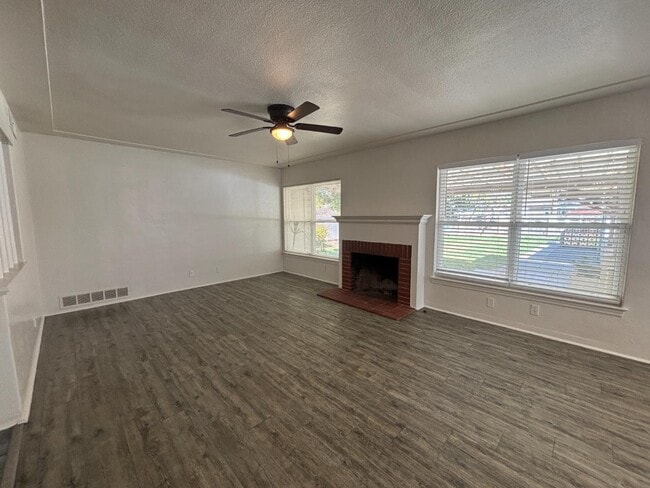 Photo - 816 W Fedora Ave