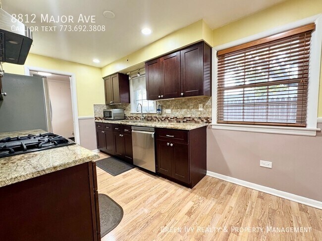 Photo - 8812 Major Ave House