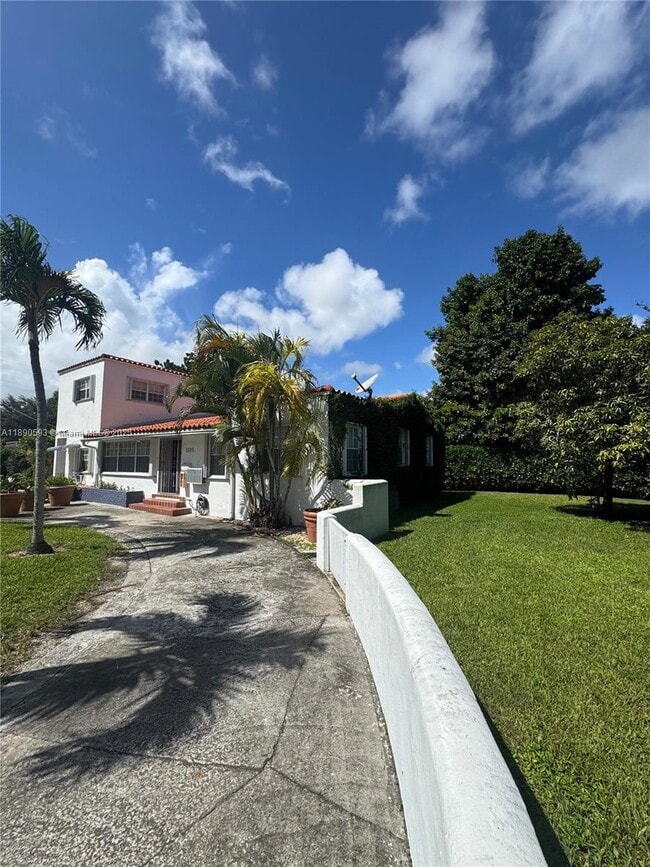 Photo - 1105 NE 119th St Unidad C