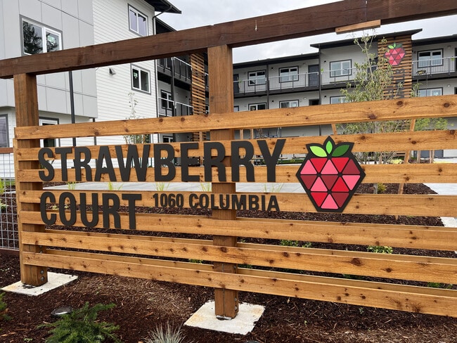Photo - Strawberry Court