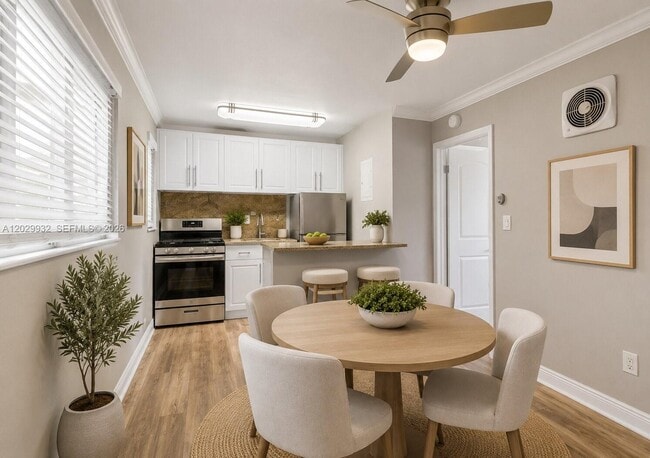 Photo - 1014 Salzedo St Unit 211