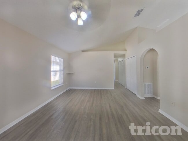 Photo - 6406 Tabogi Trail