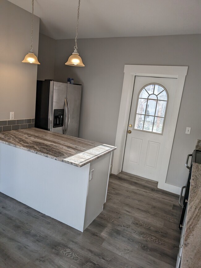 Photo - 264 Elm St Unit 1