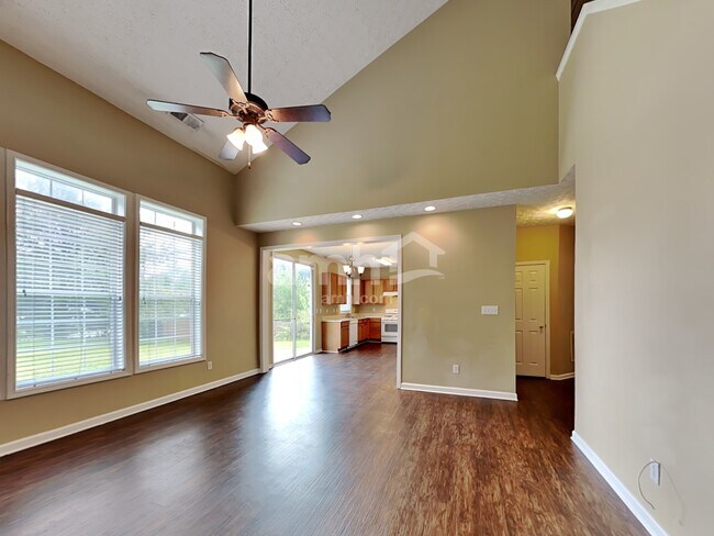 Photo - 7071 Hillcrest Chase Ln