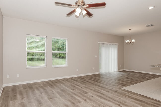 Photo - 1088 Cades Cv Wy Casa