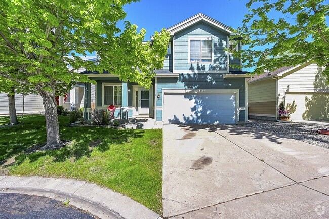 Building Photo - $2,250 - 4 Bed,2.5 Bathroom Home  in Color...
