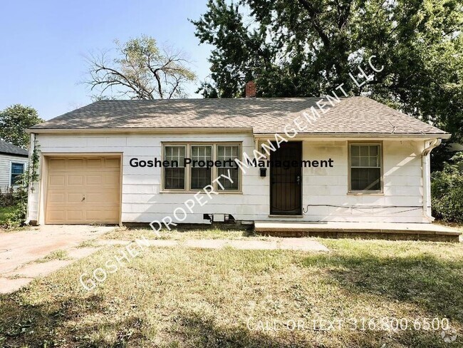 Building Photo - Lovely Home with fenced yard