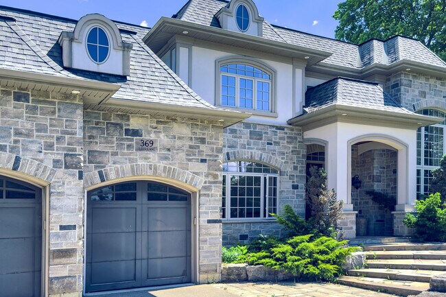 Photo - 369 Lees Ln