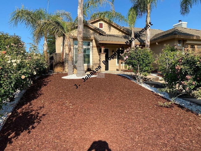 Photo - Beautiful 4 bed 2 bth home