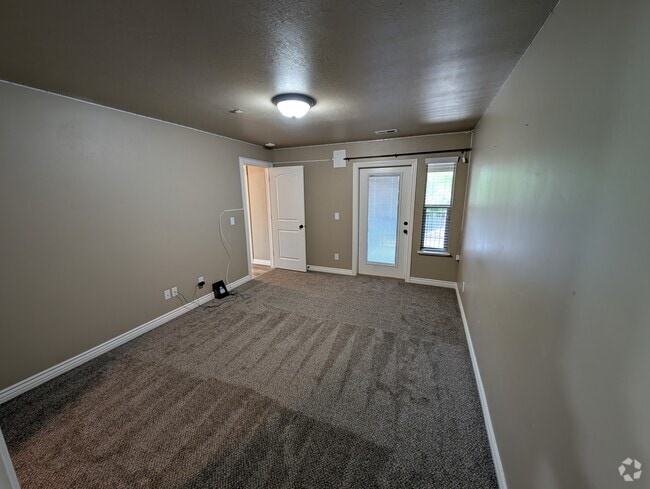 Building Photo - 909 S Main St Unit L Rental