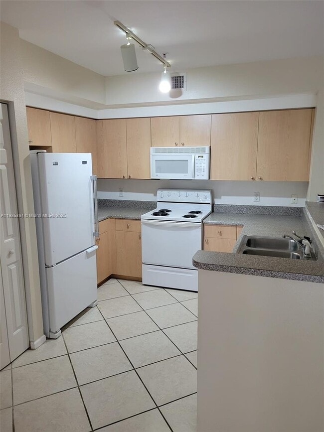Photo - 8000 N Nob Hill Rd Unit 306