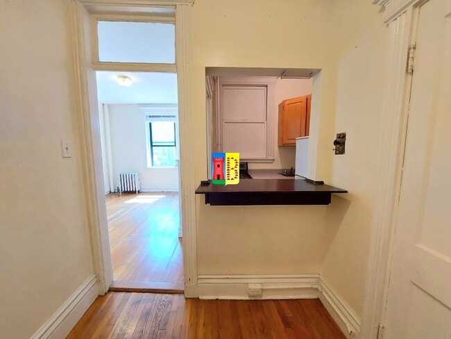 ¡Hermoso estudio justo en Boylston Street! - 1111 Boylston St Unidad 34