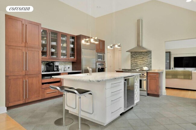 Photo - 55 White Oak Ln